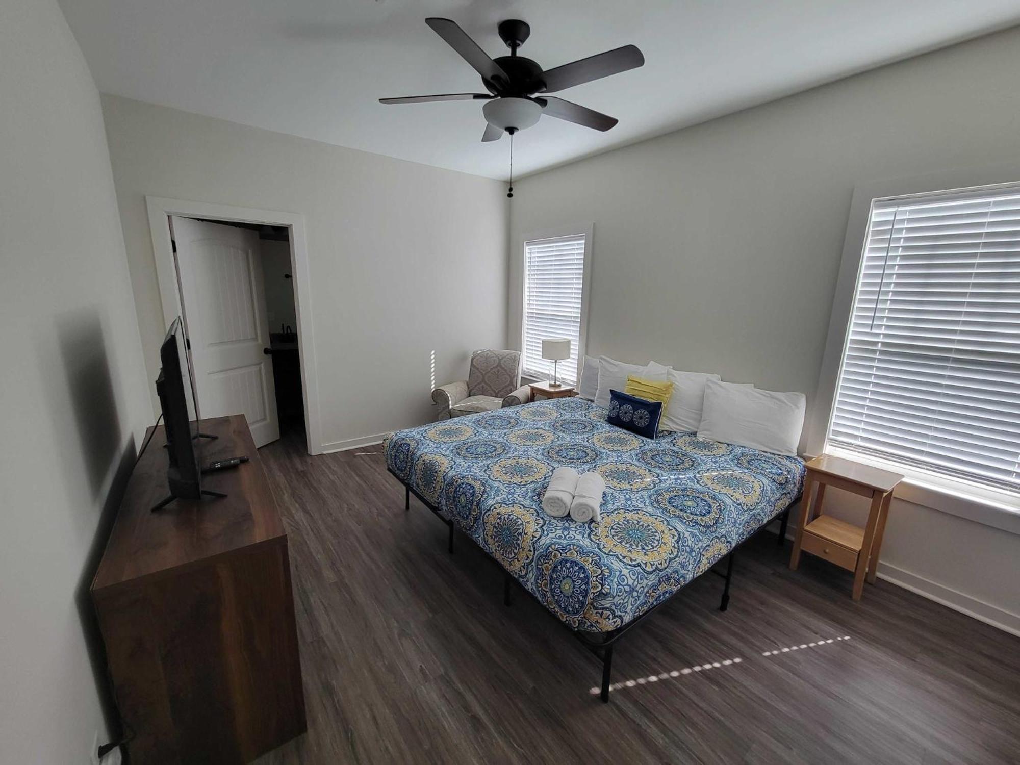 Beach Flow Bungalow-Mins To Downtown-Dining-Base Pensacola Exteriör bild